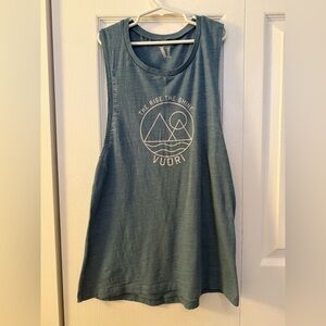 Vuori women’s tank top